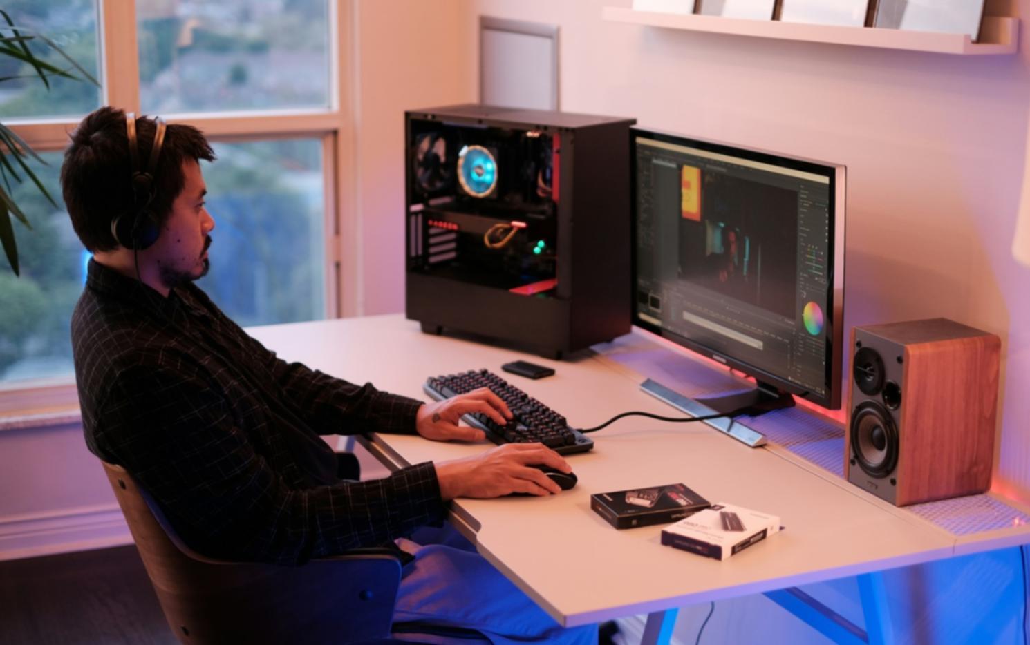 Workspace de modelado 3D mostrando herramientas profesionales